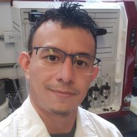 Salazar A, Marcos Hugo